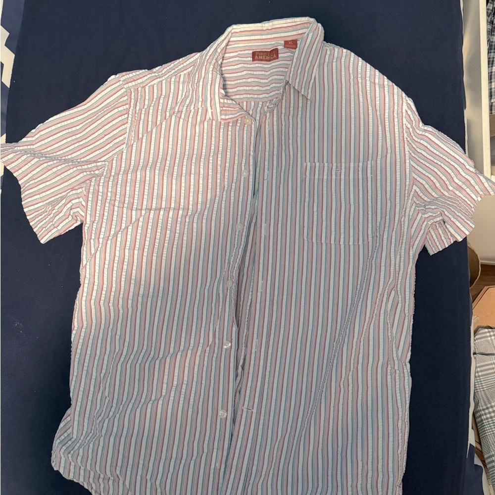 Perry Ellis  seersucker button short sleeve shirt